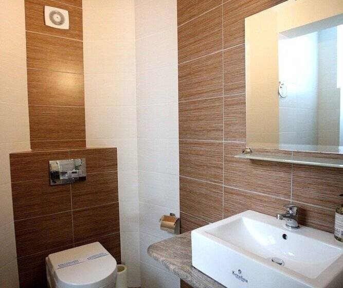 Paris Village Apartments