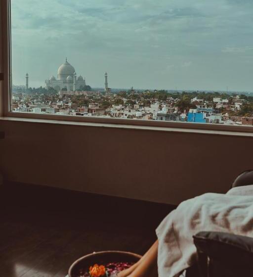 Radisson Hotel Agra