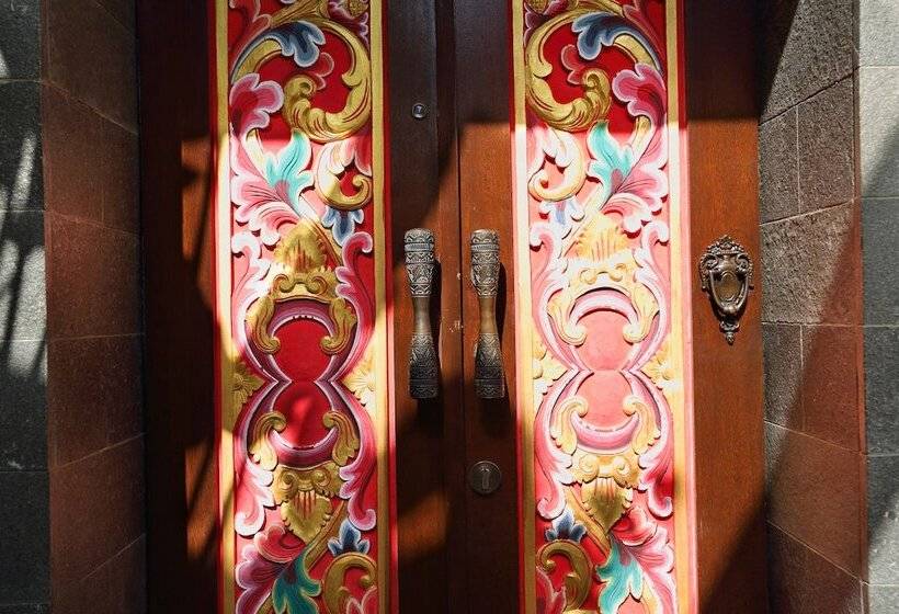 White Goose Boutique