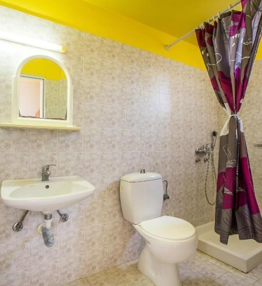 Vickys Studios Faliraki