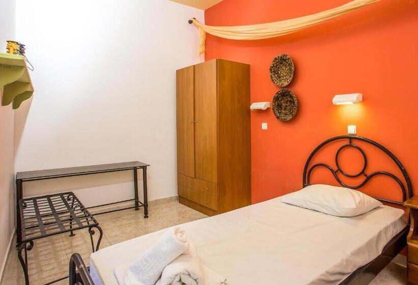 Vickys Studios Faliraki