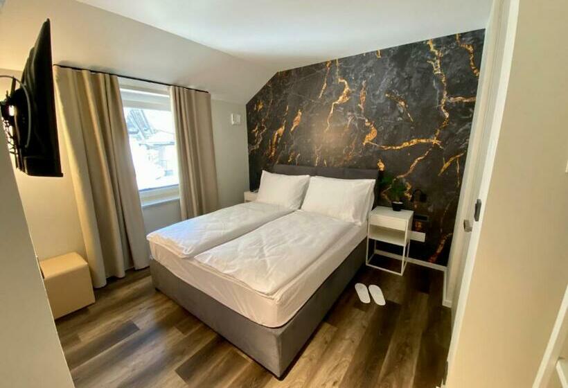 هاستل Boutique Hotel Zbilje