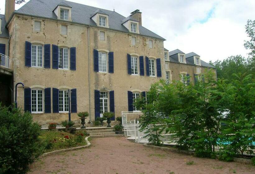 مبيت وإفطار Le Domaine De Rochefort