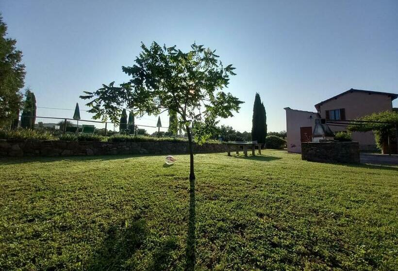 فندق Podere S.giulia   Casale S.giulia