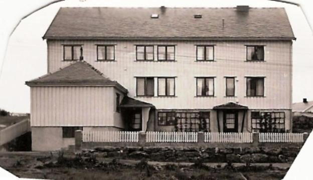 Lofoten Bed & Breakfast Reine Rooms & Apartments