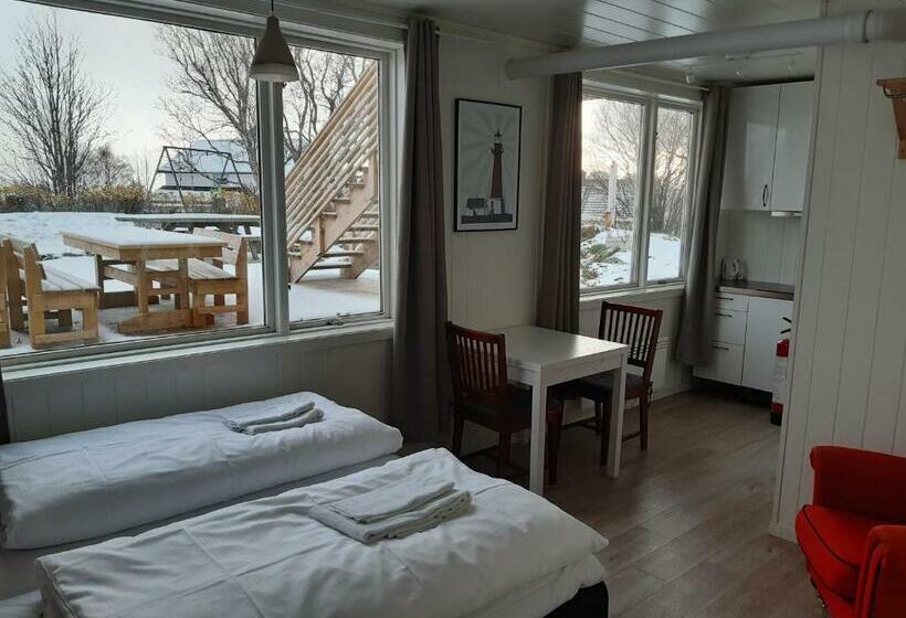 Lofoten Bed & Breakfast Reine Rooms & Apartments