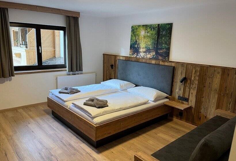 فندق صغير Eibinghof Bed & Breakfast & Swim