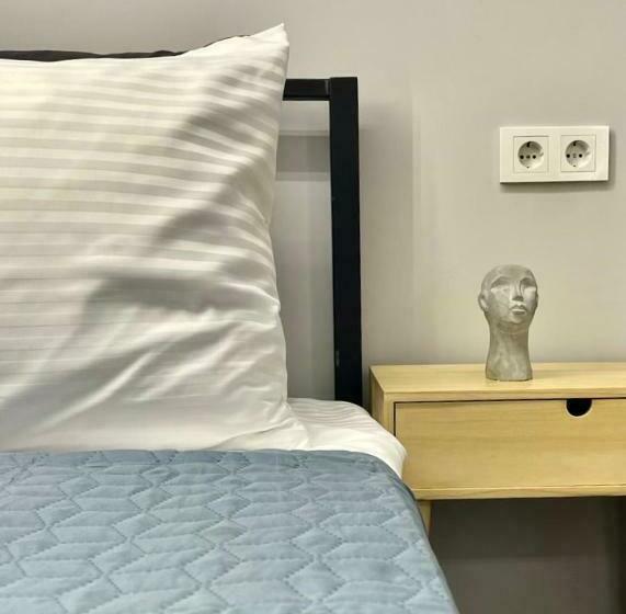 هاستل Express Inn