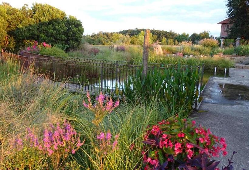 민박 Chambre D Hôtes Insolite Dans Un Pigeonnier à 5 Minutes De Marciac Gers