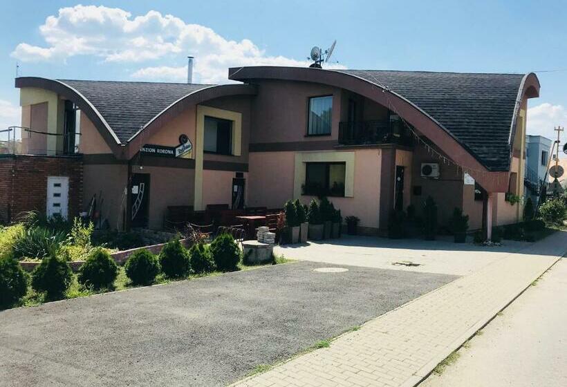 مبيت وإفطار Korona Panzió