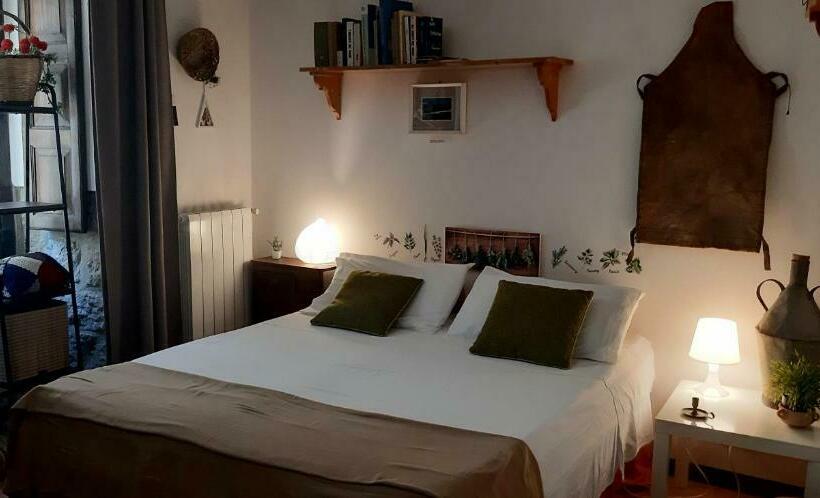 مبيت وإفطار La Casa Del Pittore Di Petralia