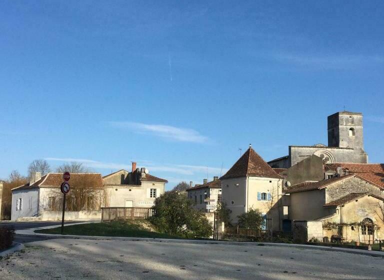 민박 La Maison Du Pont