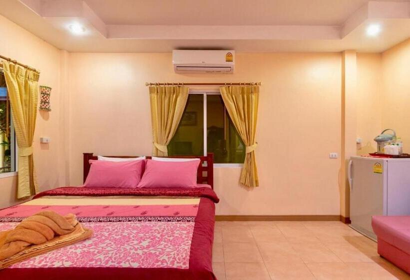 تختخواب و صبحانه Naengnoi Resort Kohlarn