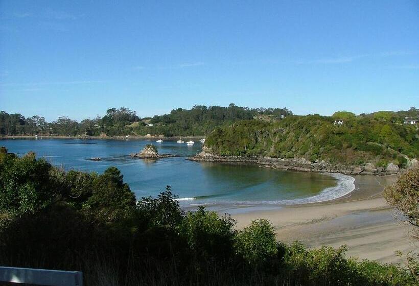 Bed and Breakfast Sails Ashore Lodge