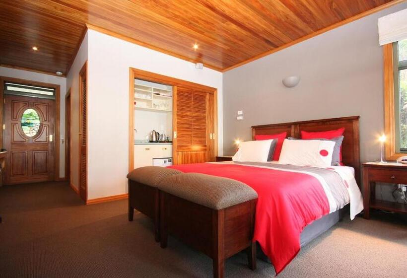 Bed and Breakfast Sails Ashore Lodge