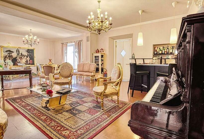 Boutique Hotel L Imperatrice