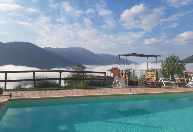 בית מלון כפרי Agriturismo Tre Monti