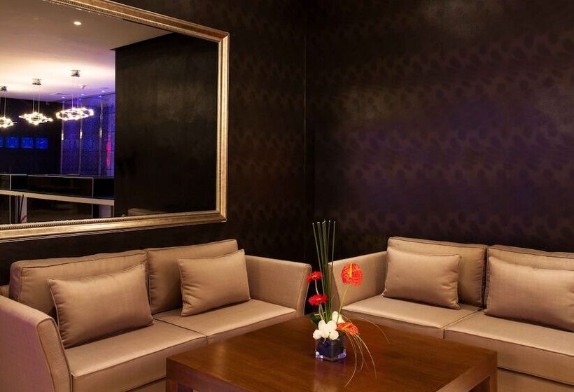 فندق Sky Casa Airport