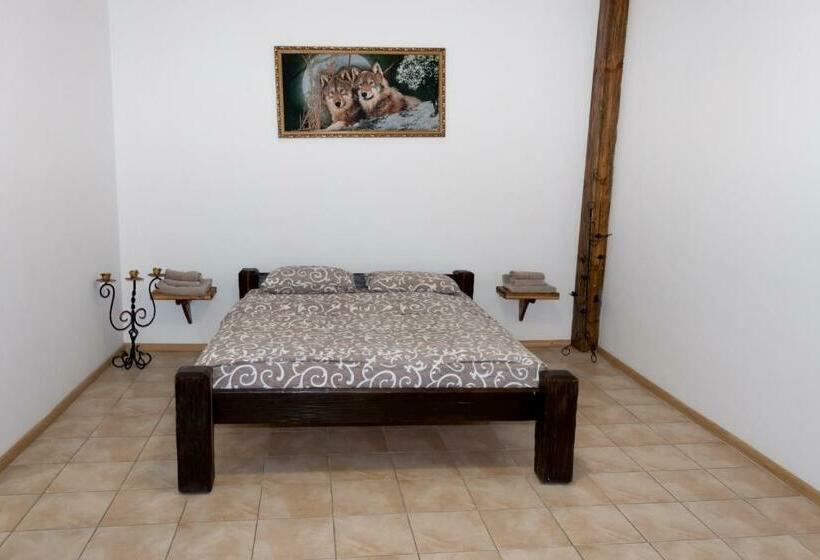 ホテル Fortetsya стабільне електропостачання!