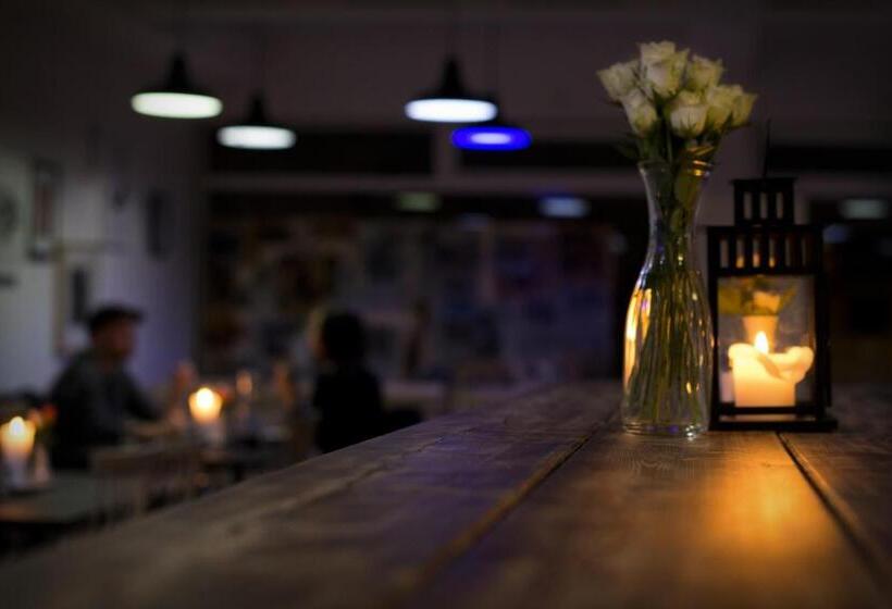 فندق Fugl Fønix