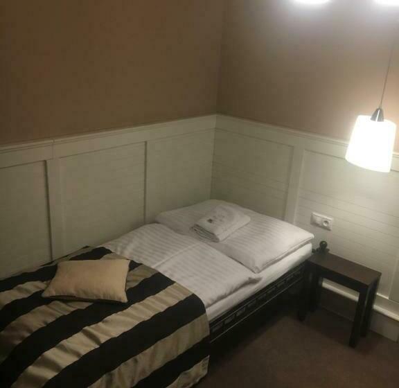 בית מלון כפרי Pension Eden