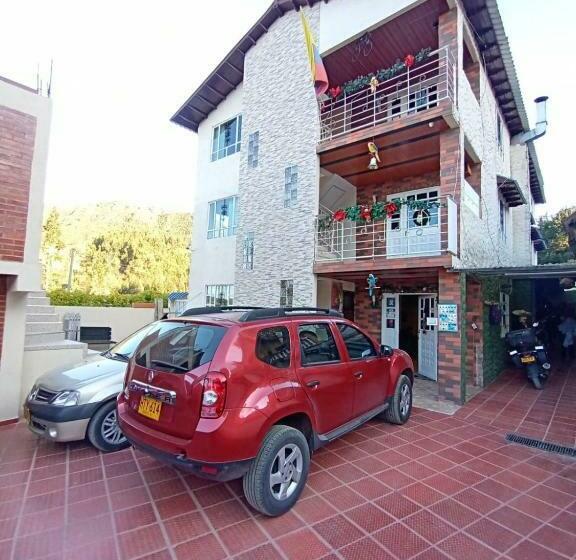 호텔 Portal De La Cascada   Mongui