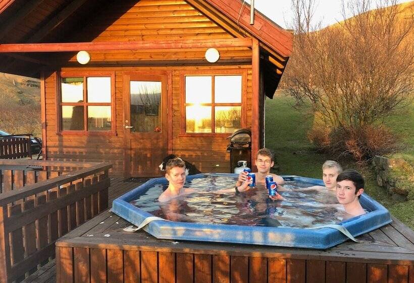 هتل ásólfsskáli Cottage