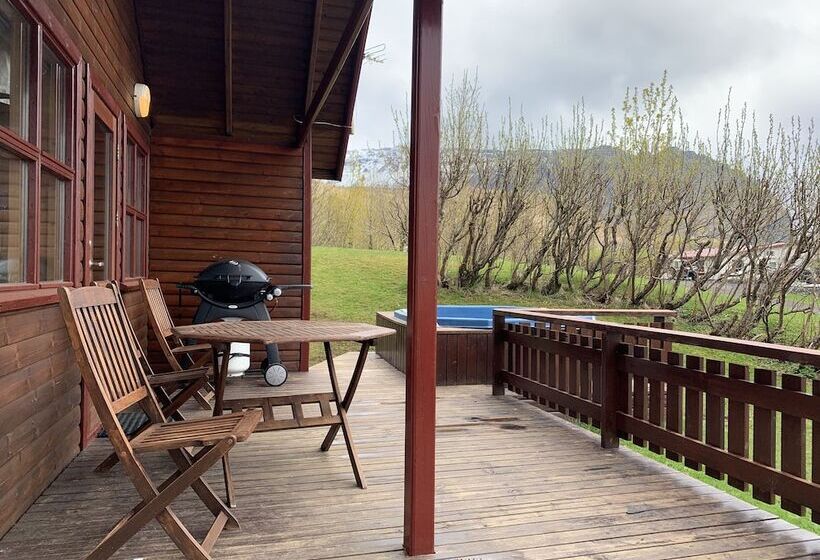 هتل ásólfsskáli Cottage