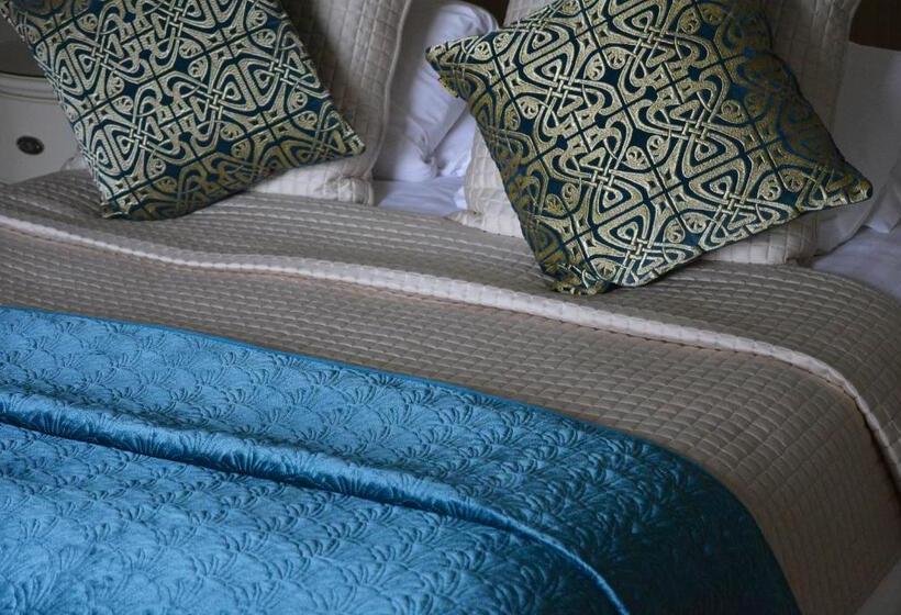 Отель Stallingborough Grange