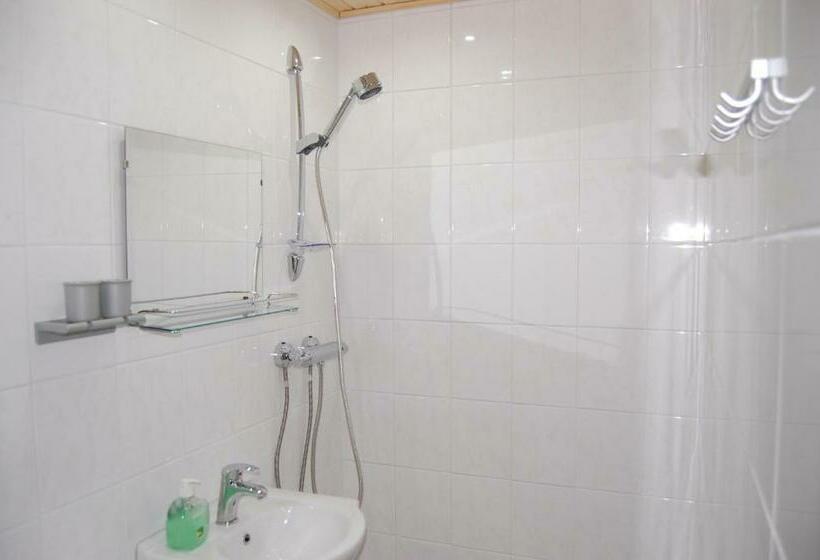 فندق على الطريق Lomasaaret