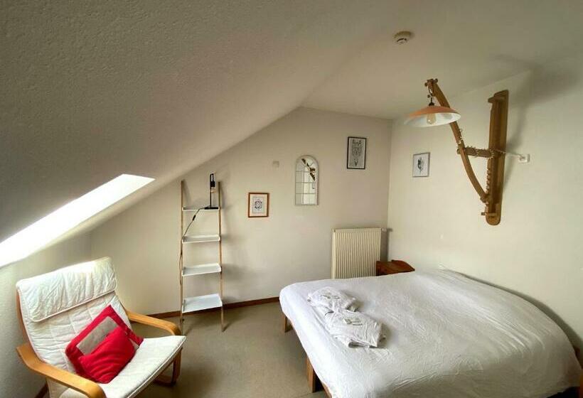 بنسيون Auberge Du Savel