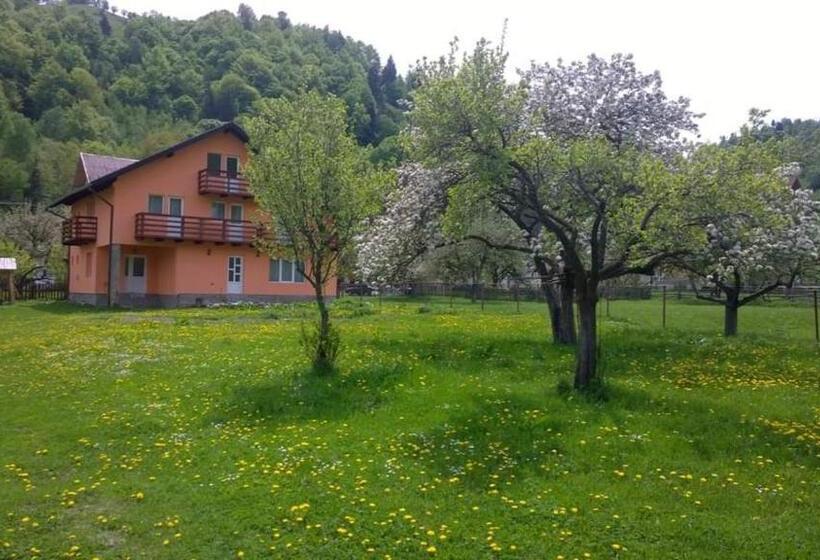 بنسيون Casa Keea