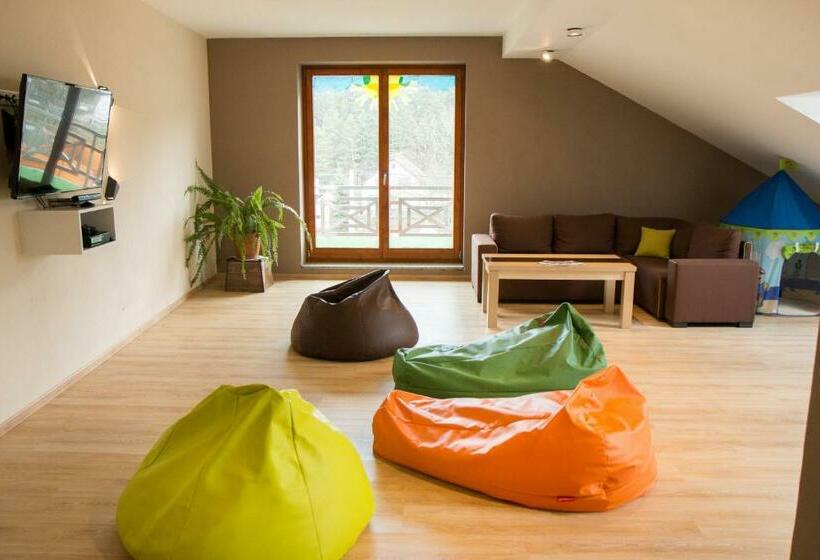 ペンション Guest House Tri Koruny