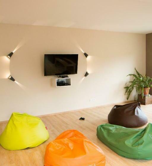 بنسيون Guest House Tri Koruny