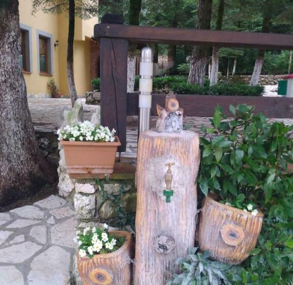 פנסיון Guesthouse Alberti Llogara