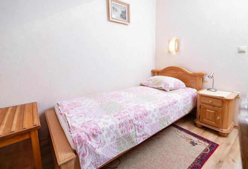 پانسیون Guesthouse Močivnik