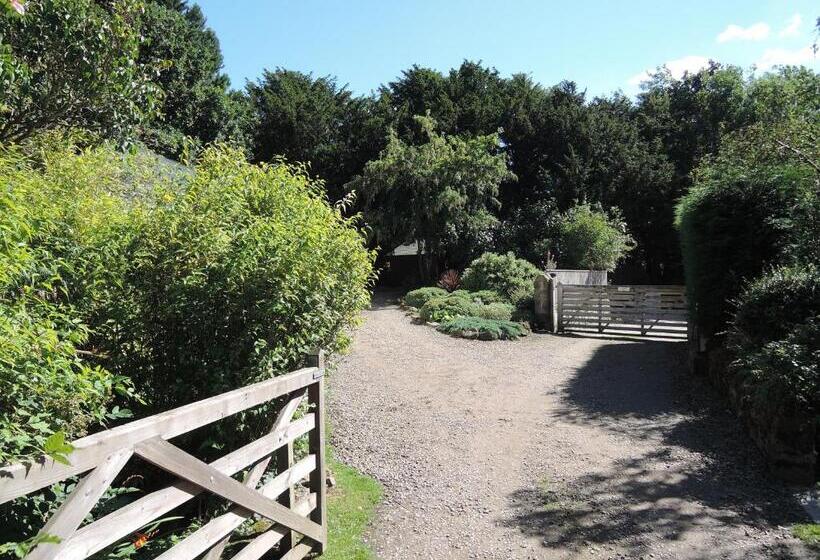 Пансион Hadrian S Barn