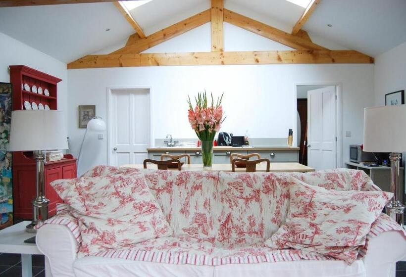 Пансион Hadrian S Barn