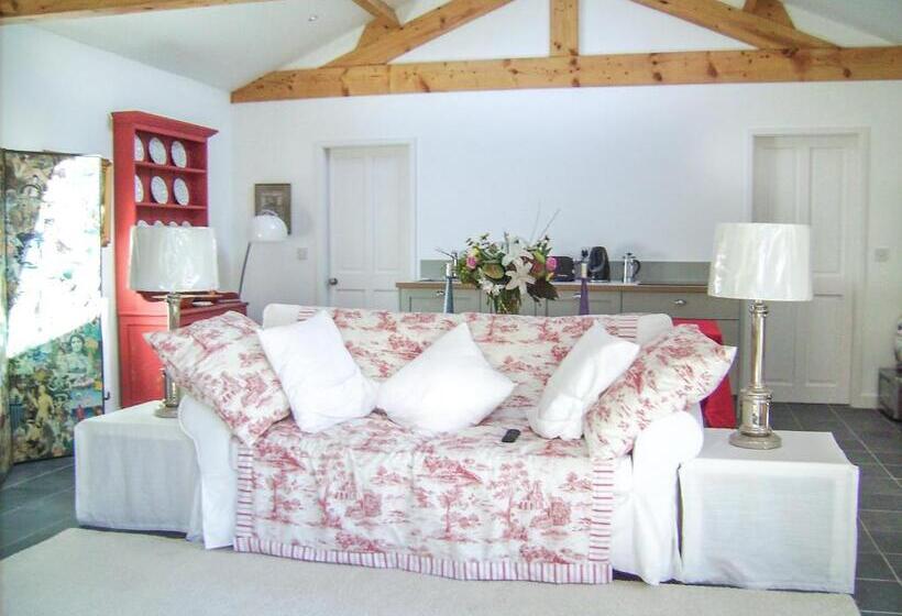 Пансион Hadrian S Barn