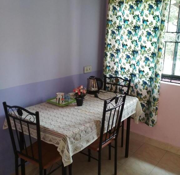 پانسیون Noel Guest House