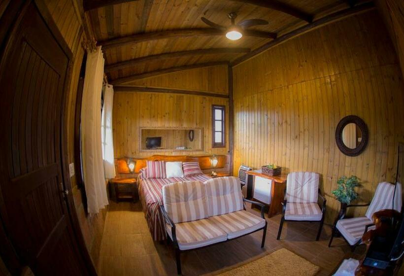 Пансион Parque Das Cascatas