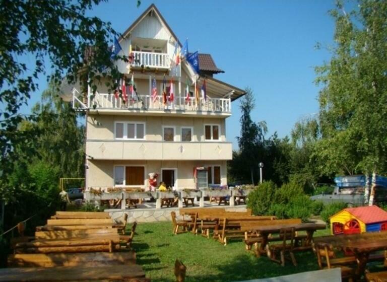 펜션 Vila Tom Cris