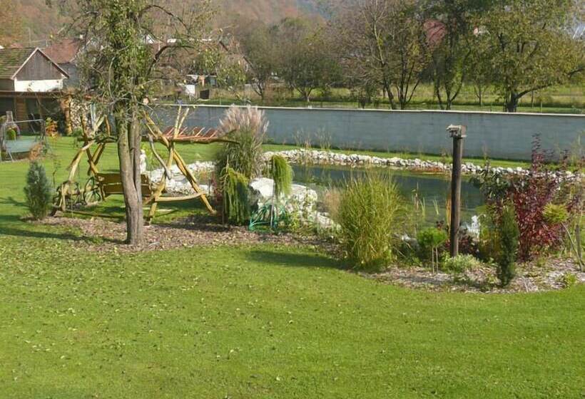 Пансион Wellness Penzión Rosnička