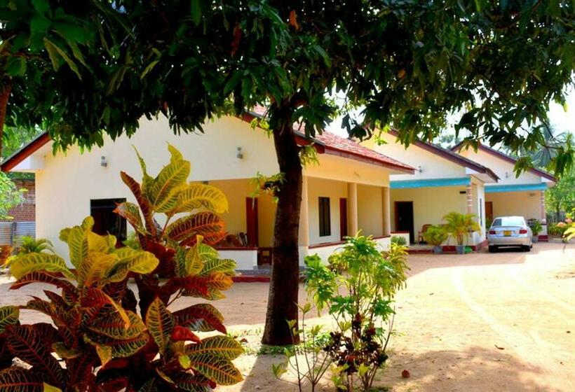 بنسيون Yaswi Guest House