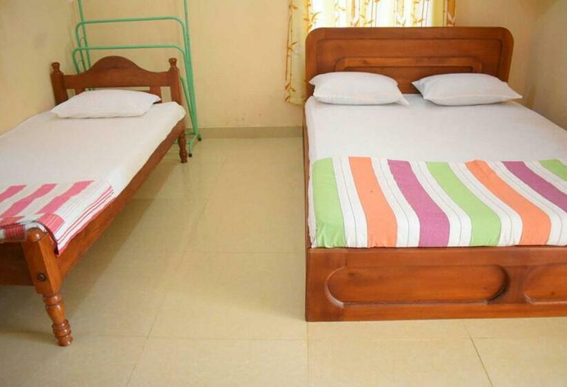 بنسيون Yaswi Guest House