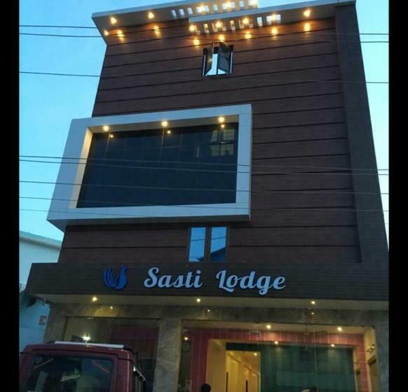 Sasti Hotel Palani