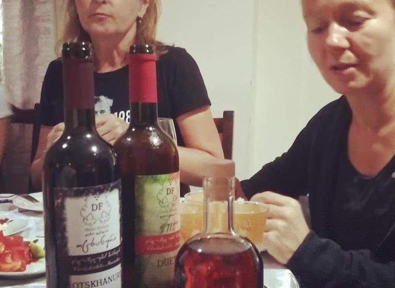 הוסטל Dimis Ferdobi