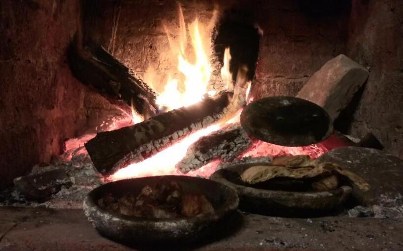 הוסטל Dimis Ferdobi