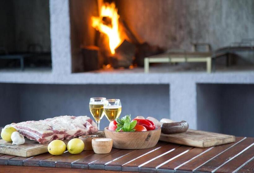 Общежитие Posada Del Manzano