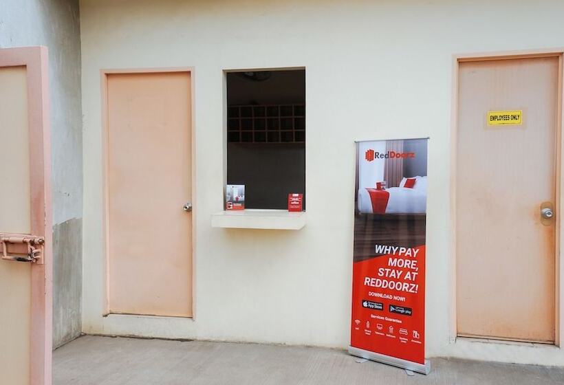 호스텔 Reddoorz Plus Near Talisay Town Center